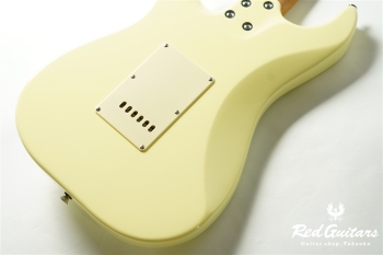 GS-4DX RSM/M - Olympic White